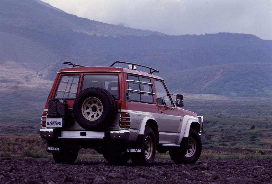  Nissan Safari 3-Door (Y60) 1987 года  (фото 4 из 6)